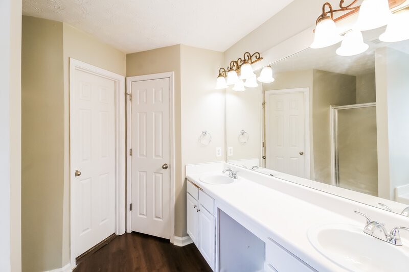 1,955/Mo, 1122 Cameron Rd McDonough, GA 30253 Main Bathroom View