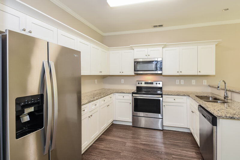 1,940/Mo, 102 Archer Court Cartersville, GA 30120 Kitchen View