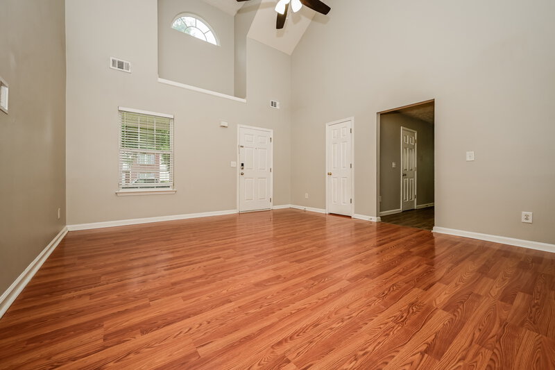 1,745/Mo, 10 Belmont Park Ln Newnan, GA 30263 Living Room View