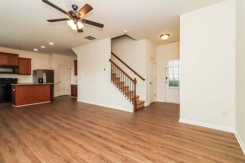 1,920/Mo, 17 Jackson Row NW Cartersville, GA 30121 Living Room View 2