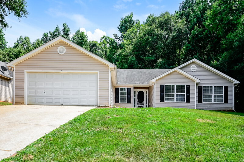 1,950/Mo, 125 Cheyenne Dr Covington, GA 30016 External View