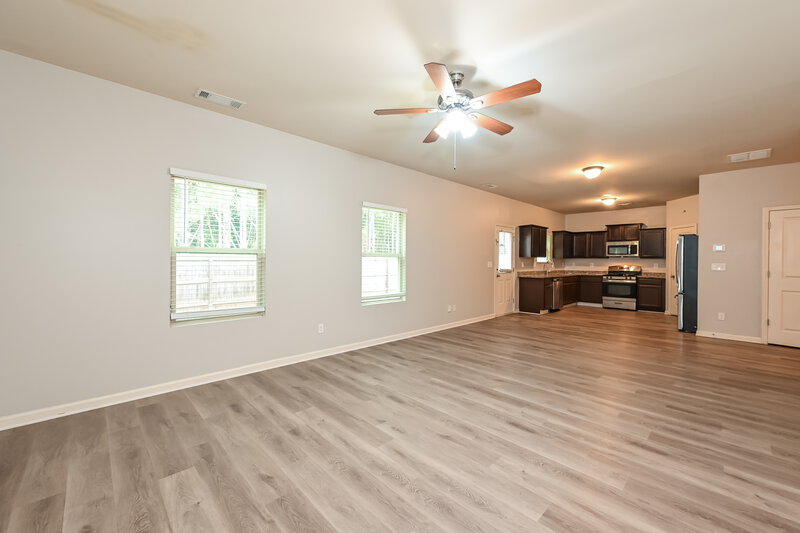 2,165/Mo, 3103 Avondale Drive SE Conyers, GA 30013 Living Room View 2