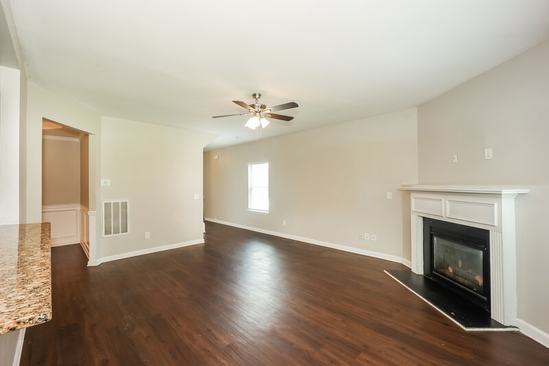 2,290/Mo, 3183 Fonseca Pass Atlanta, GA 30349 Living Room View 3