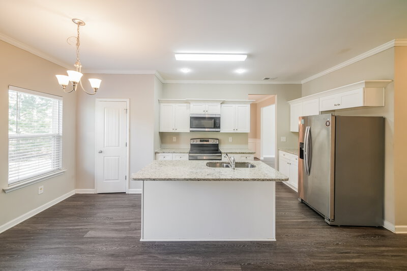 1,985/Mo, 643 Fieldcrest Drive Dallas, GA 30132 Kitchen View