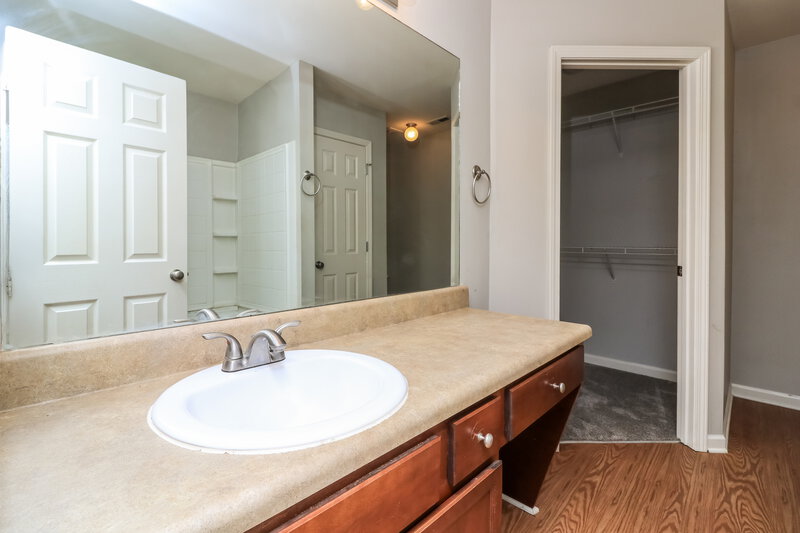 2,060/Mo, 98 Mercer Lane Cartersville, GA 30120 Main Bathroom View