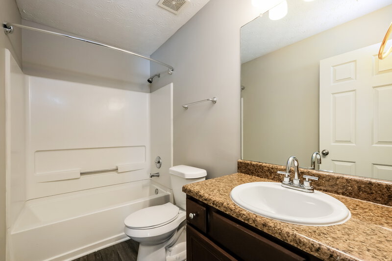 2,435/Mo, 3391 Kittery Dr Snellville, GA 30039 Bathroom View
