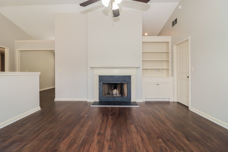 3,140/Mo, 223 Comet Court Dallas, GA 30157 Living Room View 2