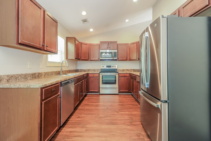 3,140/Mo, 223 Comet Court Dallas, GA 30157 Kitchen View 2