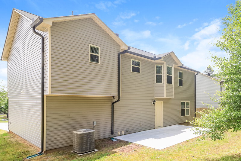 3,140/Mo, 223 Comet Court Dallas, GA 30157 Rear View