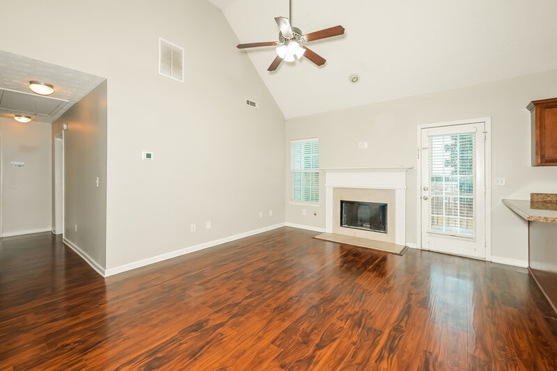 1,950/Mo, 1161 Saint Phillips Court Locust Grove, GA 30248 Living Room View