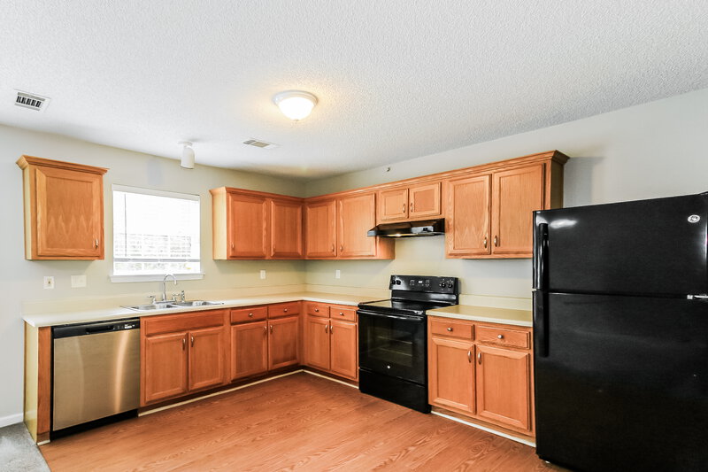 1,795/Mo, 111 Galway Lane Hampton, GA 30228 Kitchen View