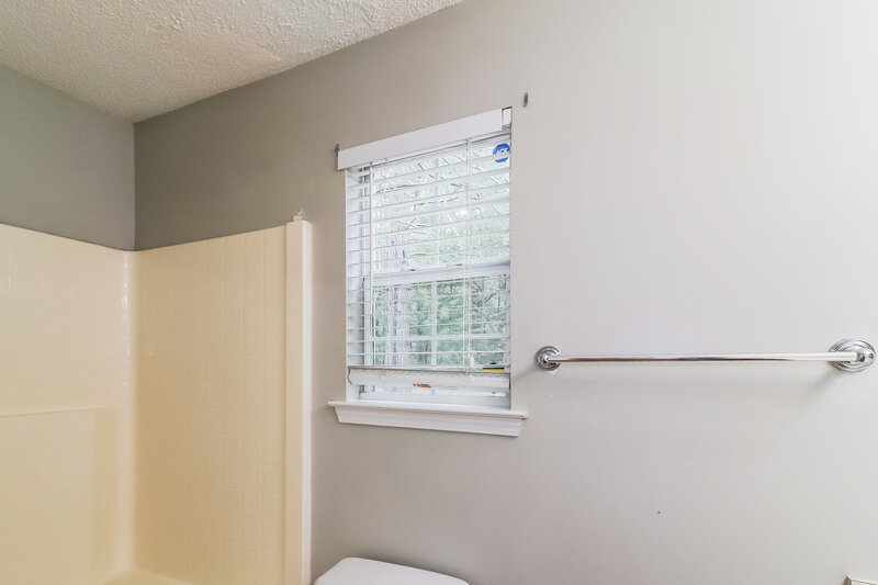 1,795/Mo, 111 Galway Lane Hampton, GA 30228 Bathroom View
