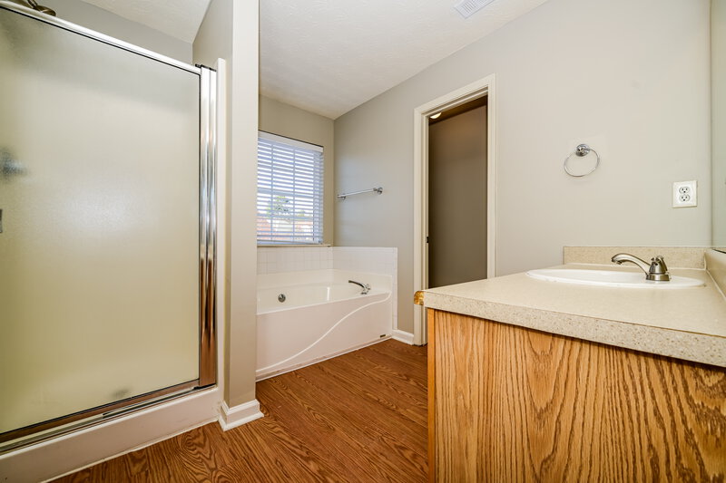 2,295/Mo, 965 Durham Way Stockbridge, GA 30281 Main Bathroom View