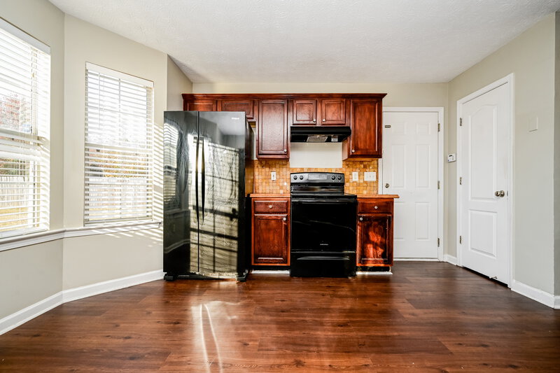 1,905/Mo, 5055 Towne Park Dr McDonough, GA 30252 Kitchen View 2