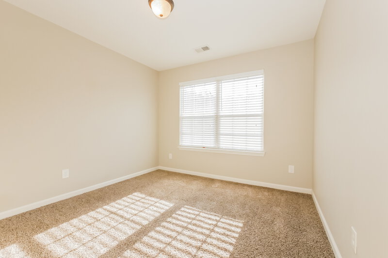 2,250/Mo, 7805 Bell Tower Ln Fairburn, GA 30213 Bedroom View