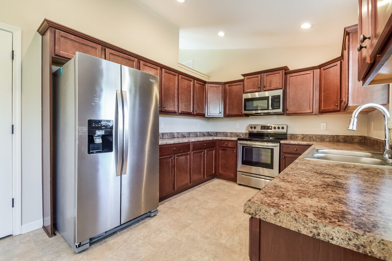 2,055/Mo, 206 Comet Court Dallas, GA 30157 Kitchen View