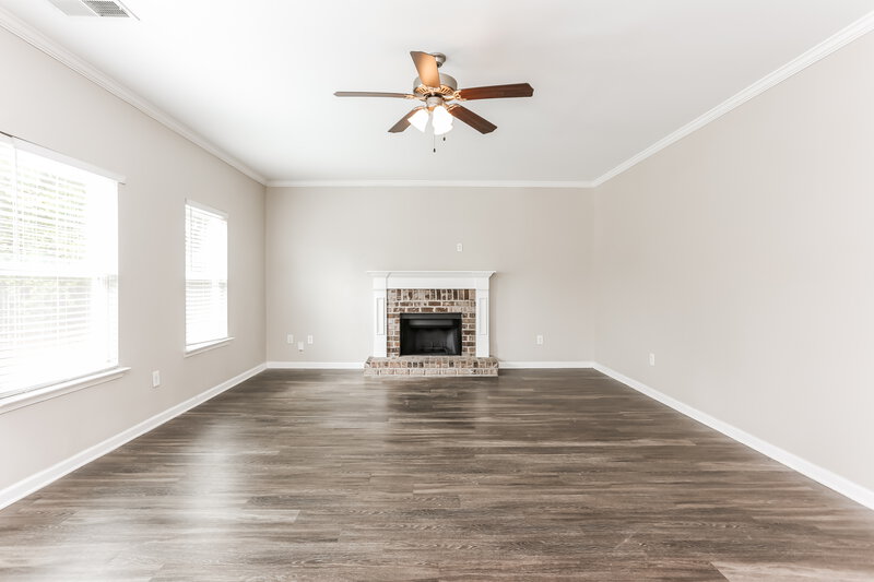 1,785/Mo, 767 Fieldcrest Drive Dallas, GA 30132 Living Room View