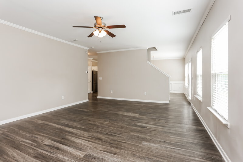 1,785/Mo, 767 Fieldcrest Drive Dallas, GA 30132 Living Room View 2