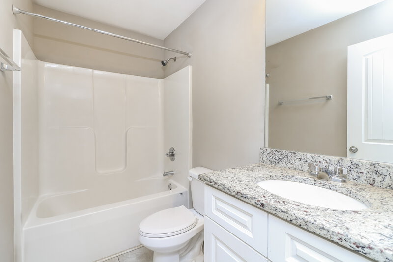 1,785/Mo, 679 Fieldcrest Drive Dallas, GA 30132 Bathroom View