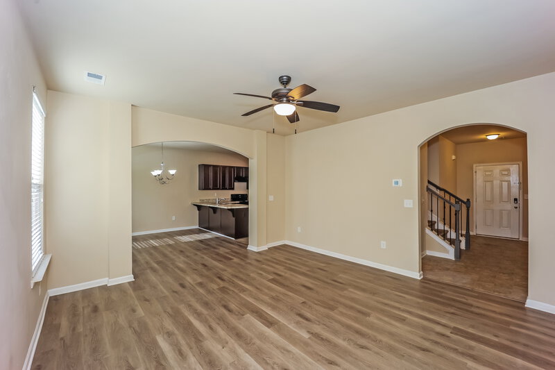 1,860/Mo, 1321 Bass Lane McDonough, GA 30253 Living Room View 3