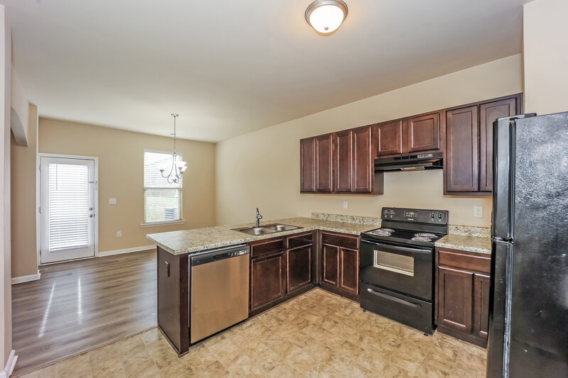 1,860/Mo, 1321 Bass Lane McDonough, GA 30253 Kitchen View