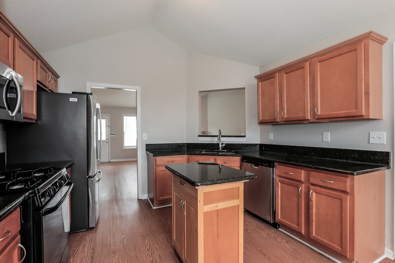 2,730/Mo, 409 Mazley Drive Locust Grove, GA 30248 Kitchen View