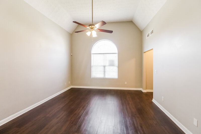 1,740/Mo, 1870 New Orleans McDonough, GA 30252 Living Room View