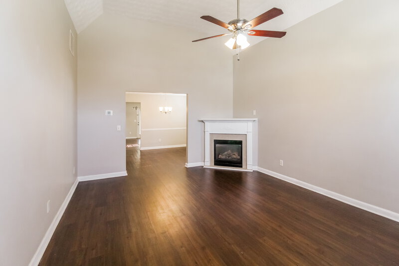 1,740/Mo, 1870 New Orleans McDonough, GA 30252 Living Room View 2