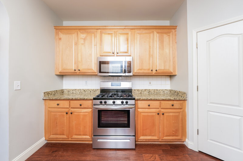 2,370/Mo, 412 Big Leaf Walk McDonough, GA 30253 Kitchen View 2