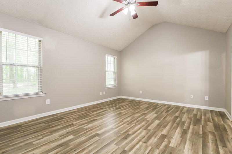 2,580/Mo, 130 Stoney Brook Way McDonough, GA 30253 Main Bedroom View