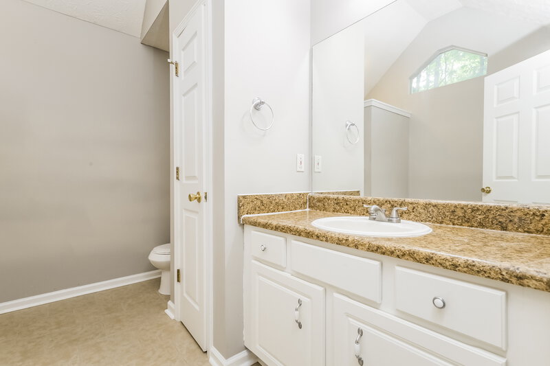 2,580/Mo, 130 Stoney Brook Way McDonough, GA 30253 Main Bathroom View