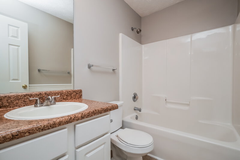 2,580/Mo, 130 Stoney Brook Way McDonough, GA 30253 Bathroom View