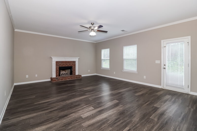 1,950/Mo, 500 Fieldcrest Drive Dallas, GA 30132 Misc View 3