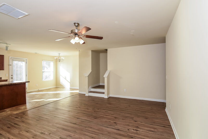 1,770/Mo, 60 Sharp Way Cartersville, GA 30120 Living Room View