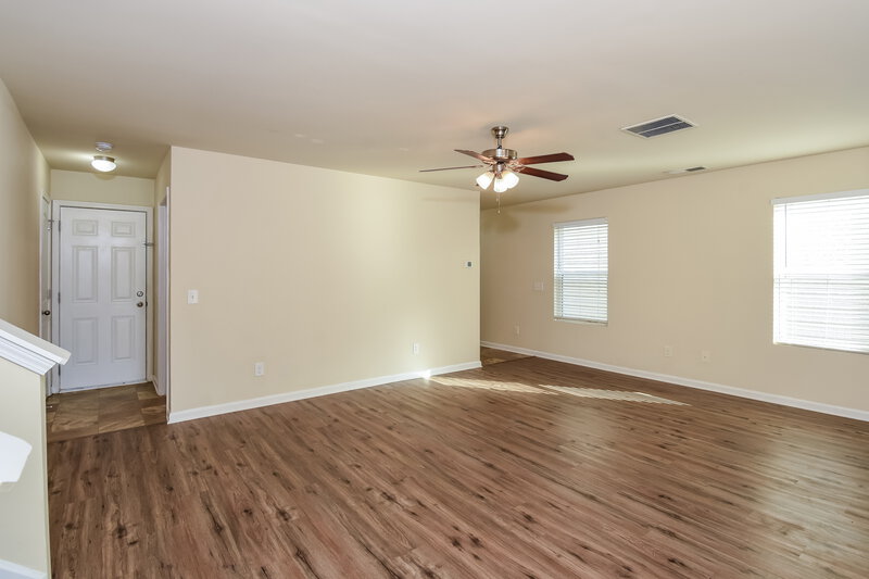 1,770/Mo, 60 Sharp Way Cartersville, GA 30120 Living Room View 3