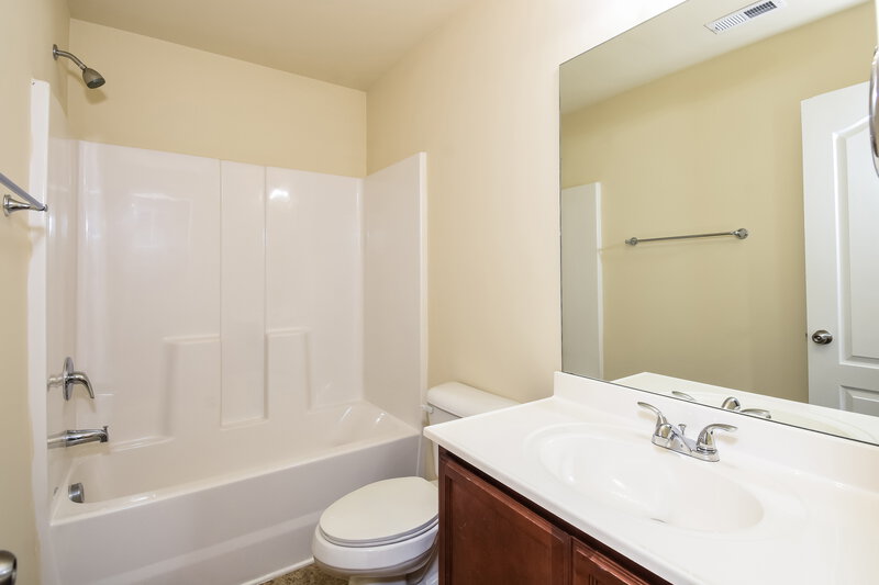 1,770/Mo, 60 Sharp Way Cartersville, GA 30120 Bathroom View