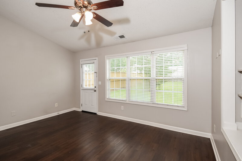 1,805/Mo, 22 Belgrant Ct Hiram, GA 30141 Living Room View 2