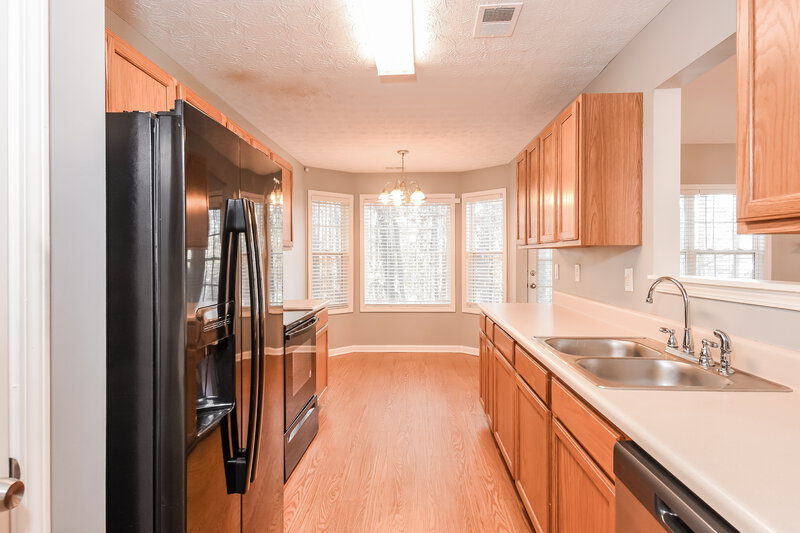1,785/Mo, 1917 Summit Creek Way Loganville, GA 30052 Kitchen View