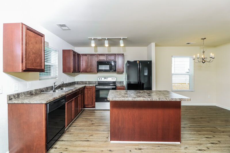 1,625/Mo, 58 Sharp Way Cartersville, GA 30120 Kitchen View