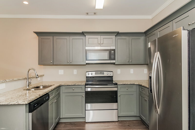 2,140/Mo, 386 Fieldcrest Dr Dallas, GA 30132 Kitchen View