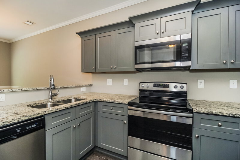 2,140/Mo, 386 Fieldcrest Dr Dallas, GA 30132 Kitchen View 2