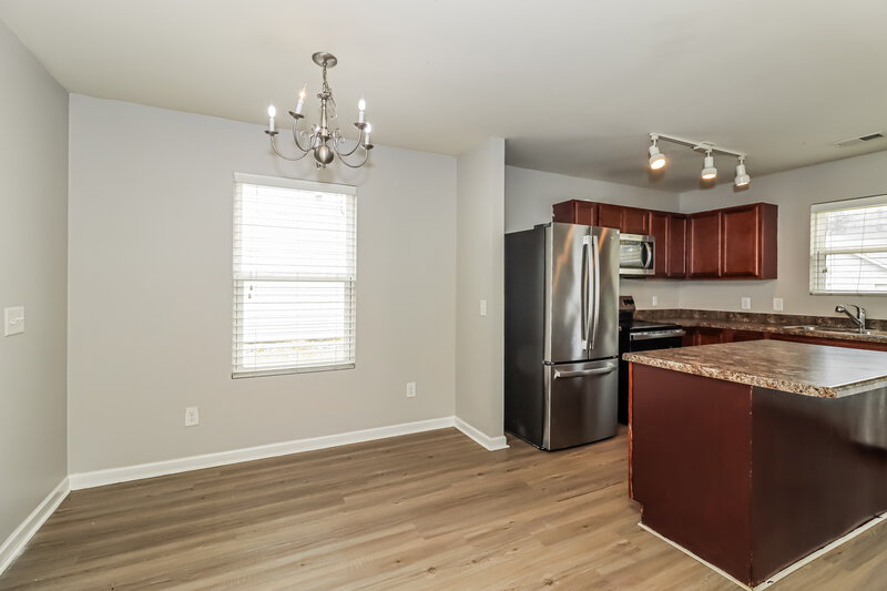 1,660/Mo, 16 Everett Circle Cartersville, GA 30120 Dining Room View