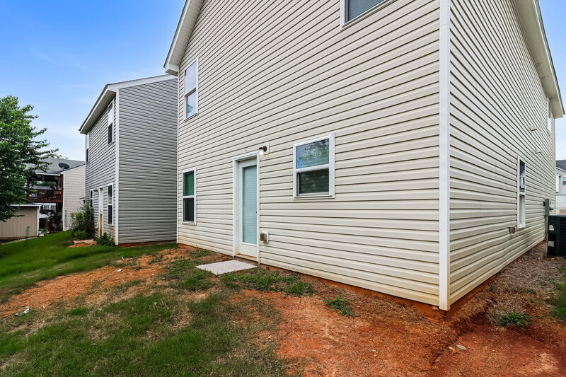 1,660/Mo, 16 Everett Circle Cartersville, GA 30120 Rear View