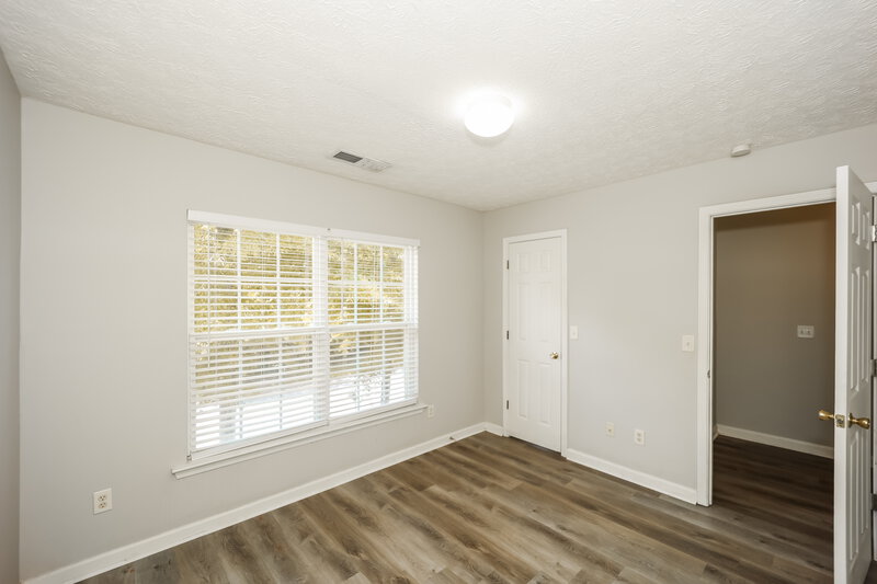2,115/Mo, 8280 Eastshore Dr Union City, GA 30291 Bedroom View