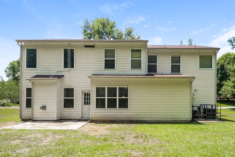 2,115/Mo, 8280 Eastshore Dr Union City, GA 30291 Rear View