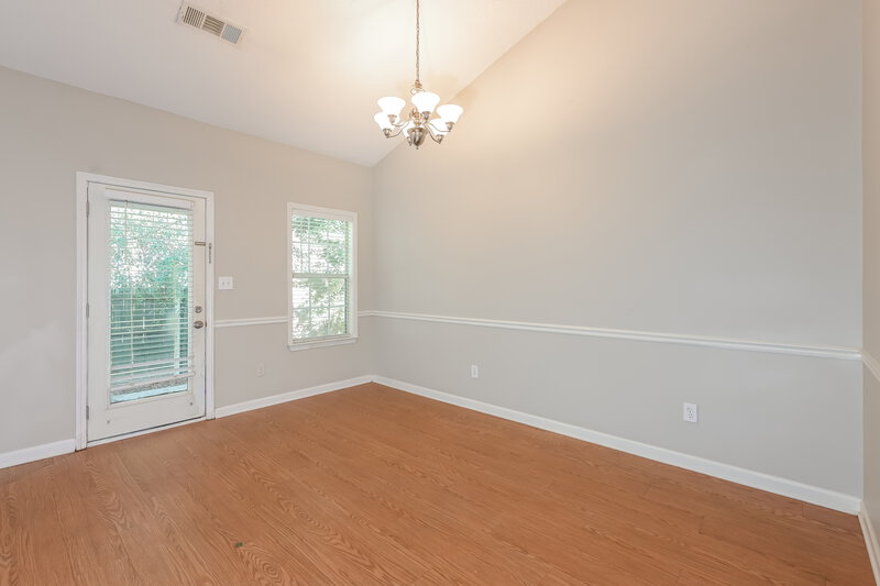 1,640/Mo, 714 Patriots Point Street Locust Grove, GA 30248 Dining Room View