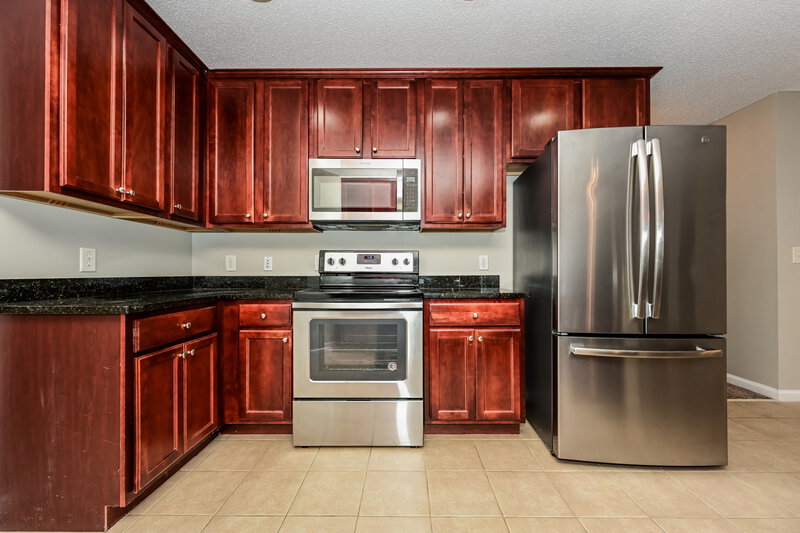 3,430/Mo, 361 Vista Creek Drive Stockbridge, GA 30281 Kitchen View 2