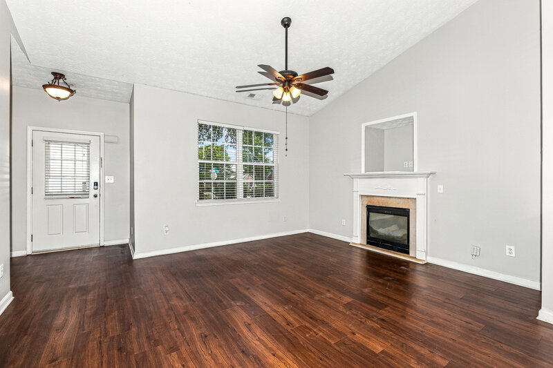 1,840/Mo, 1317 Winwood Drive McDonough, GA 30253 Living Room View 2