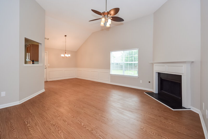 1,840/Mo, 524 Gonzaga Circle Hampton, GA 30228 Living Room View