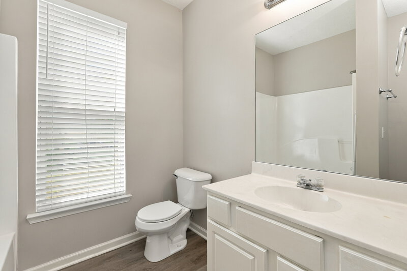 2,050/Mo, 5486 Somer Mill Road Douglasville, GA 30134 Bathroom View